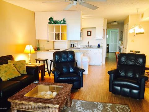 222 Carolina Beach Ave N #218