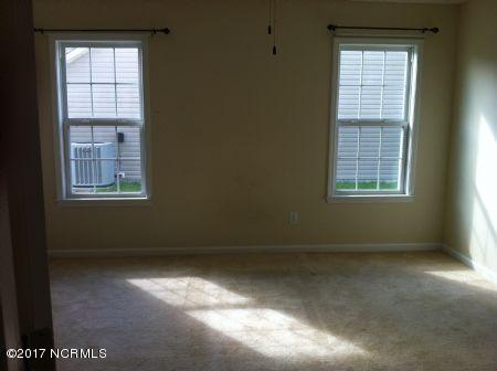 100 Gateway Condos Dr #134