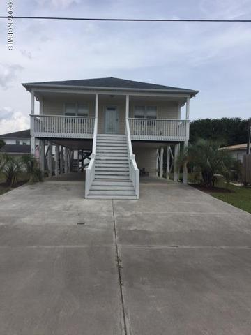 1226 N Topsail Dr