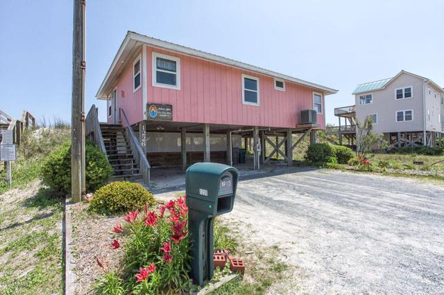 1226 N Topsail Dr