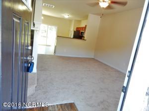 121 Beacon Woods Dr