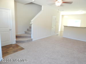 121 Beacon Woods Dr
