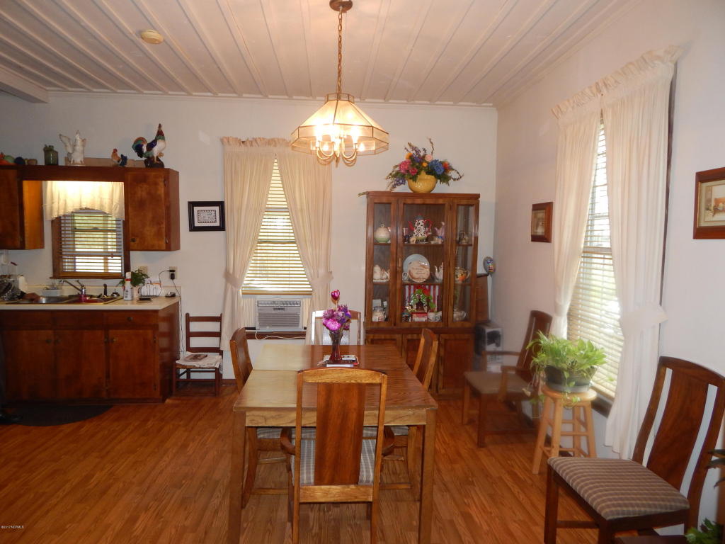 134 Bay Rd