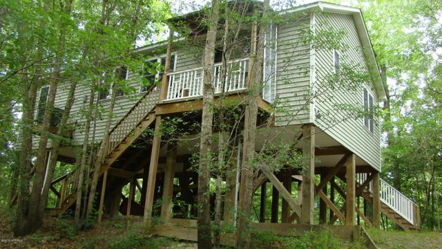108 Aaron Ct