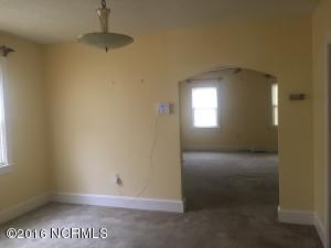 220 W Southerland St