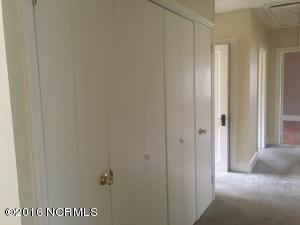 220 W Southerland St
