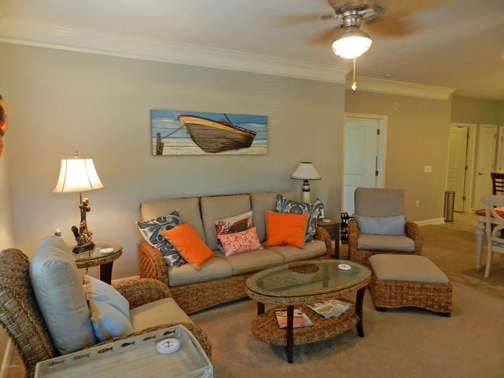 395 S Crow Creek Dr #2317
