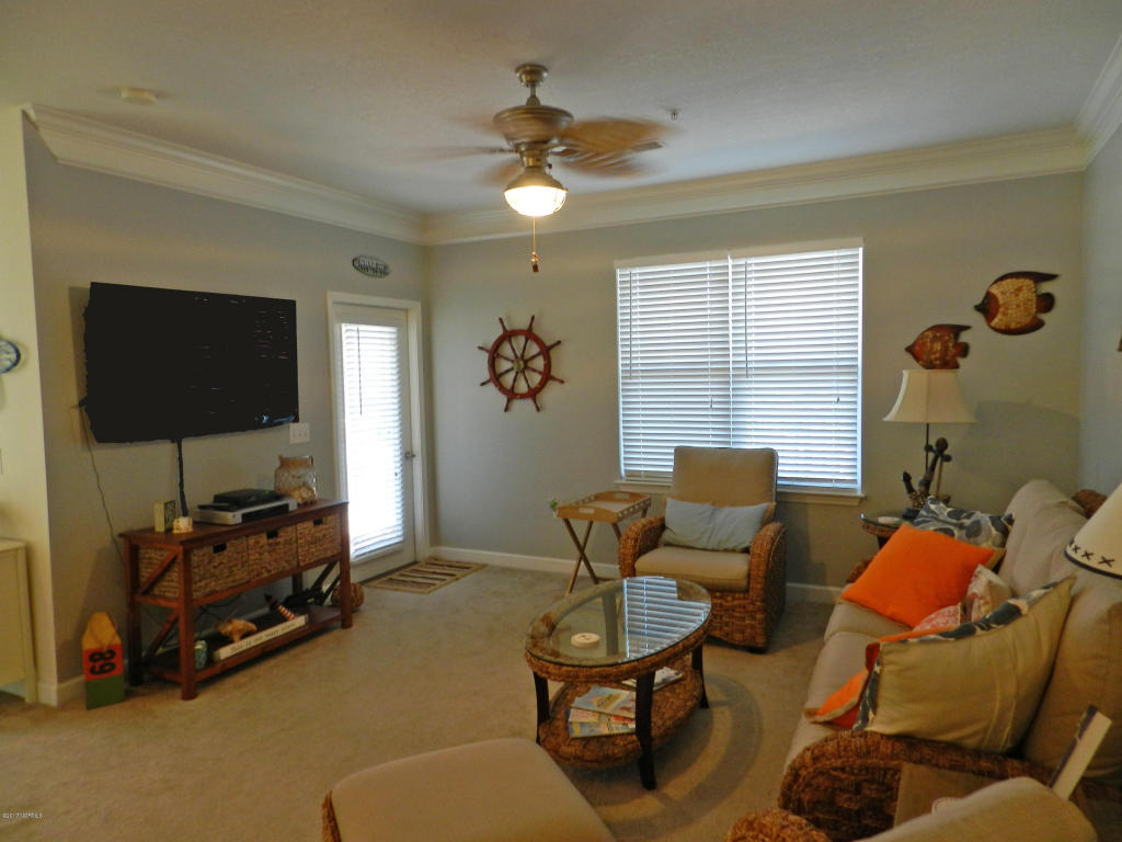 395 S Crow Creek Dr #2317