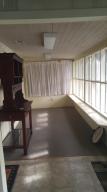 7132 Beach Dr SW