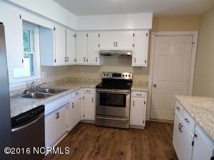 410 Webb Blvd