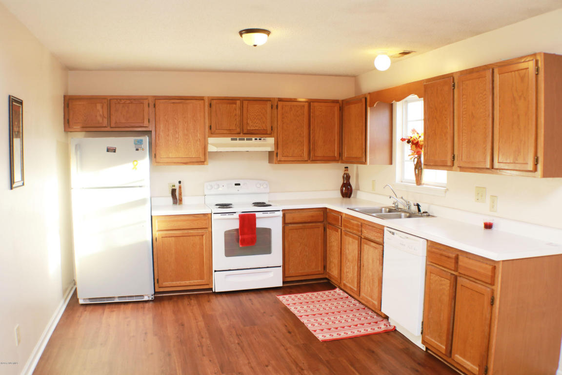 32 Chapman Ct