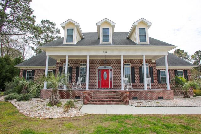 910 Greenway Dr
