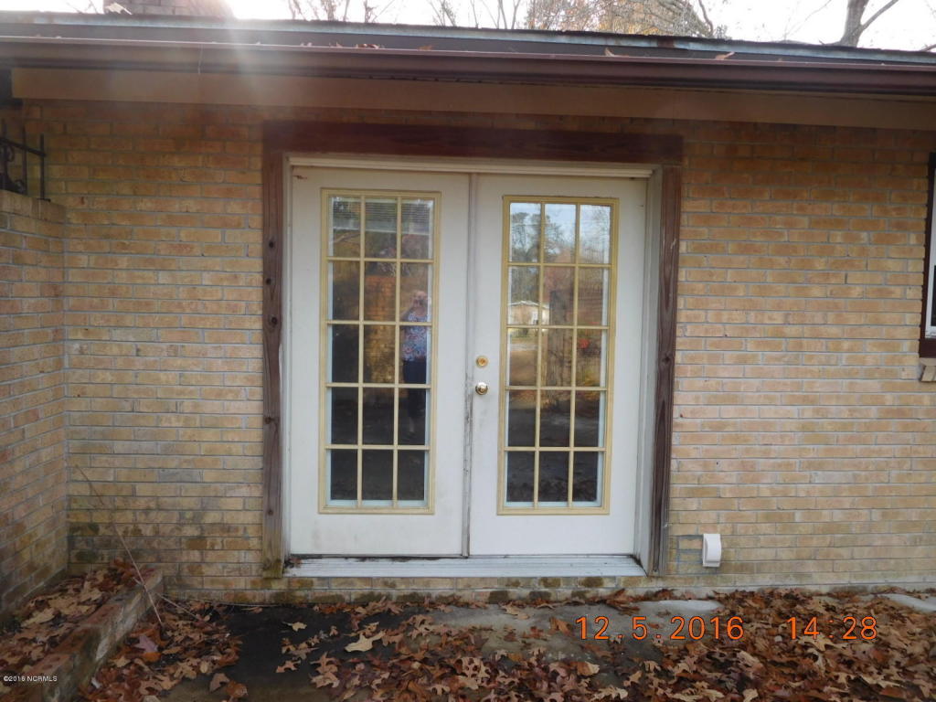 106 Villa Dr