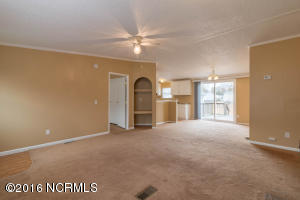 617 Maynard Blvd