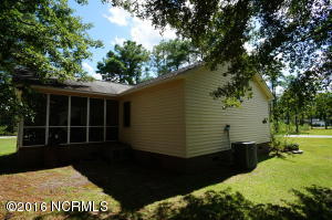 806 Helm Dr