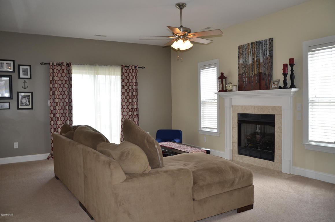 3111 Catarina Ln