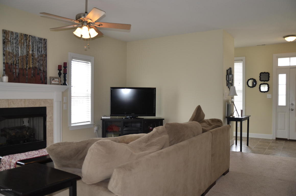 3111 Catarina Ln
