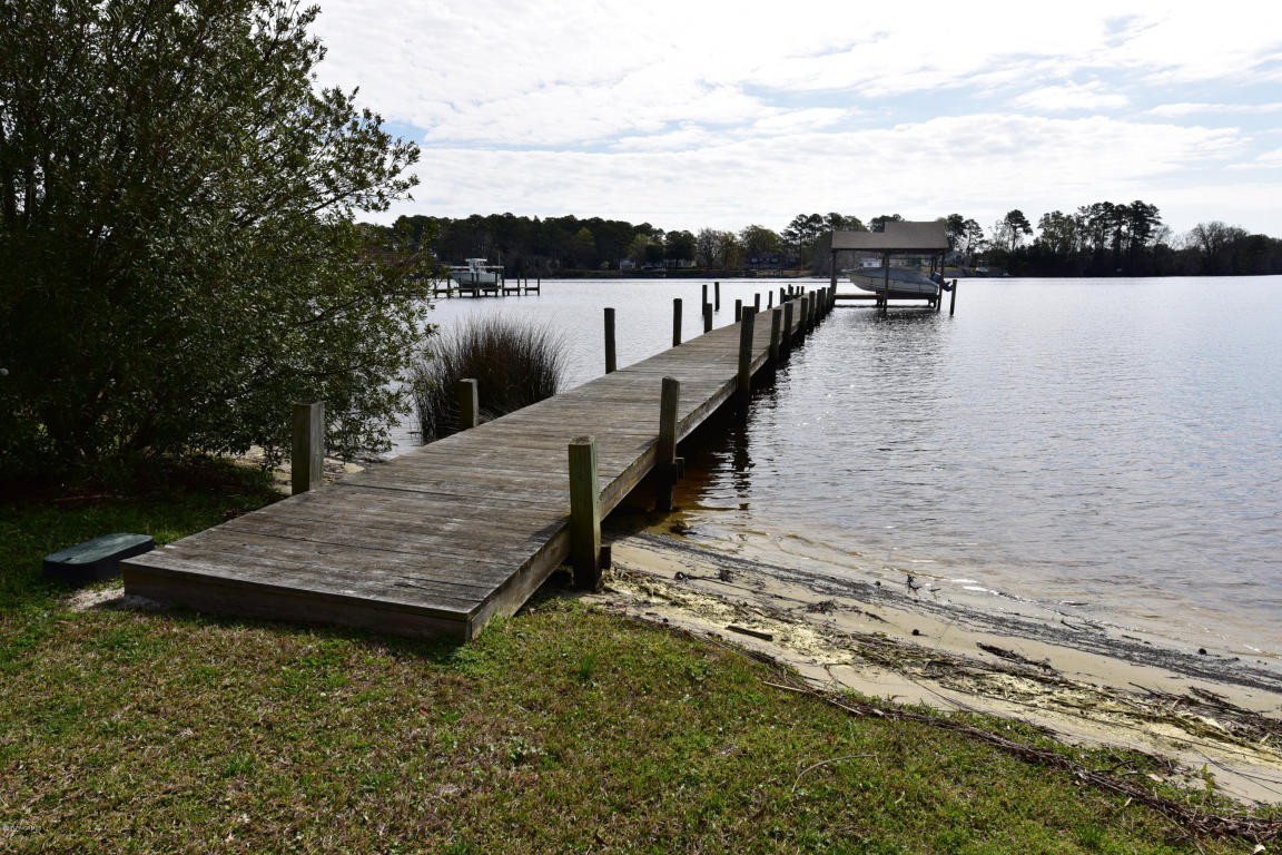 210 Sumter Ct