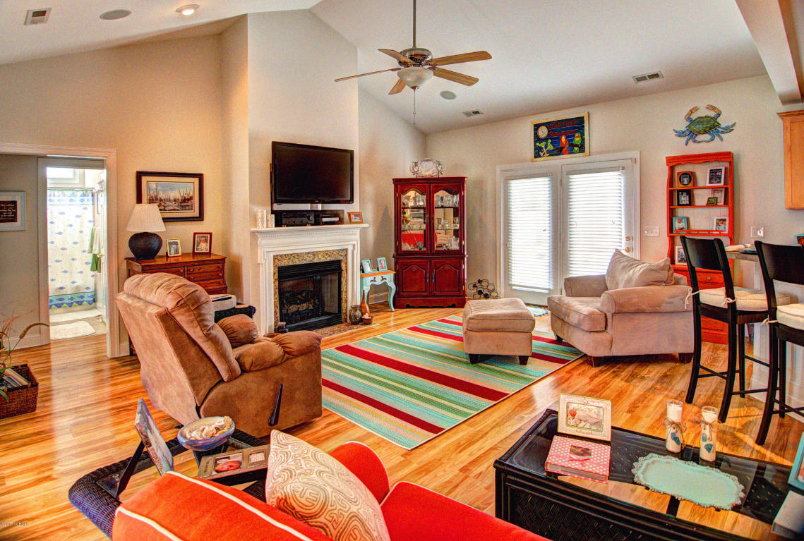 105 Bogue Sound Dr
