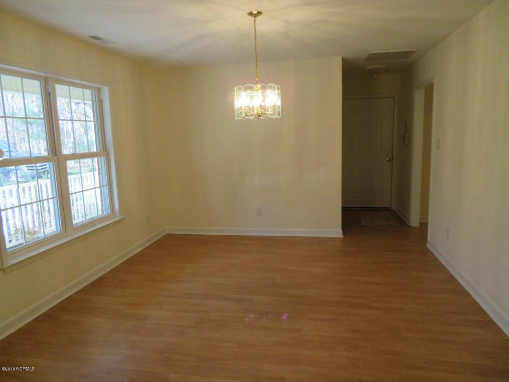 116 Gatewood Dr