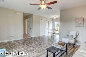 400 Alder Ct