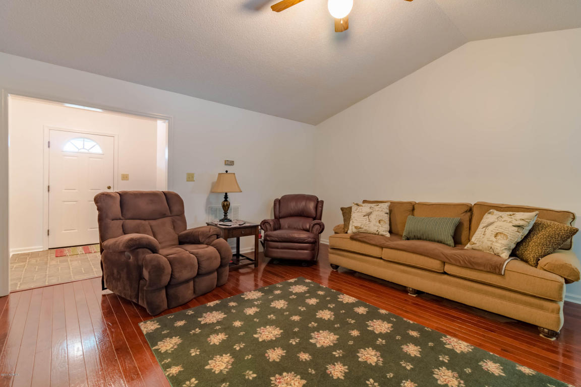 125 Braeburn Blvd