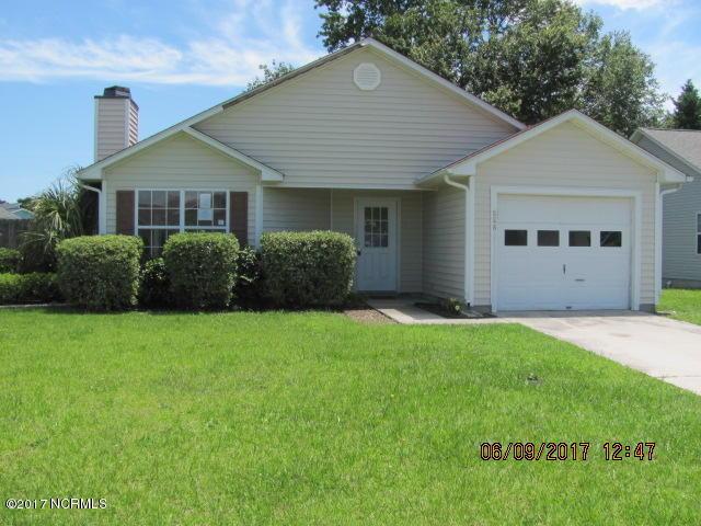828 S Dogwood Ln