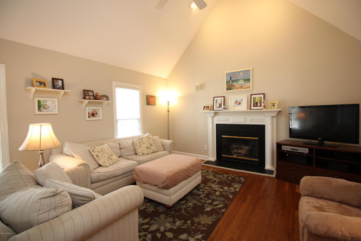 404 Branchwood Dr