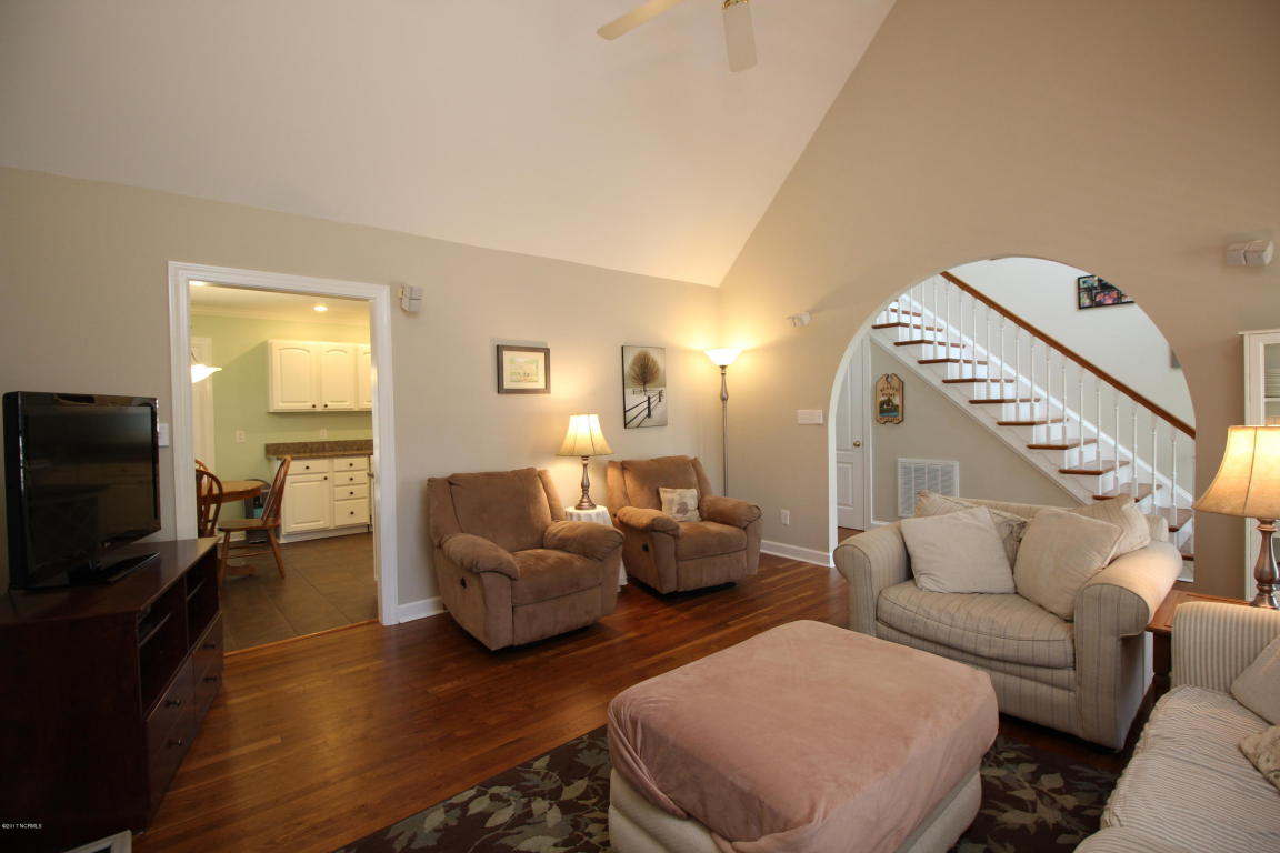 404 Branchwood Dr