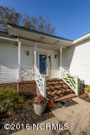 596 Bayberry Ln
