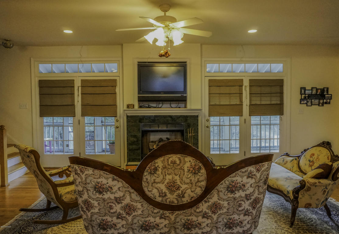 109 Key West Ln