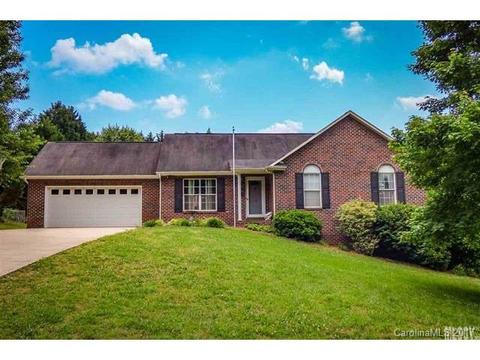 247 Michaels Gap Ln