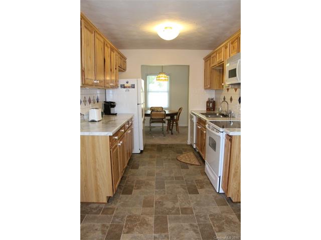 Public Record: 38 Bayberry Dr Hickory, NC 28601