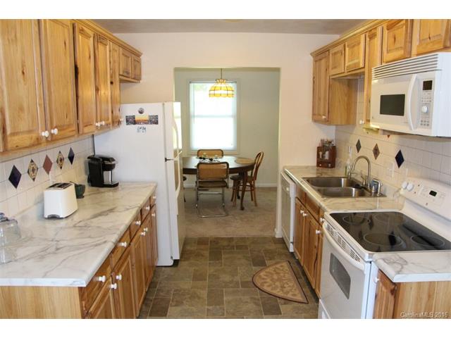 Public Record: 38 Bayberry Dr Hickory, NC 28601