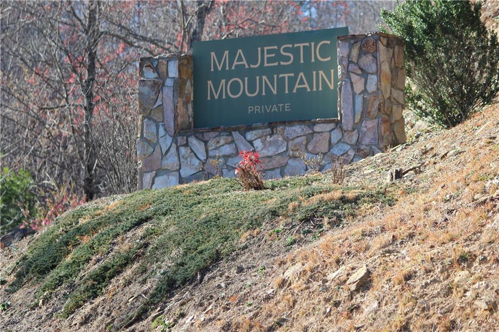 Lot 34 Longview Bluffs