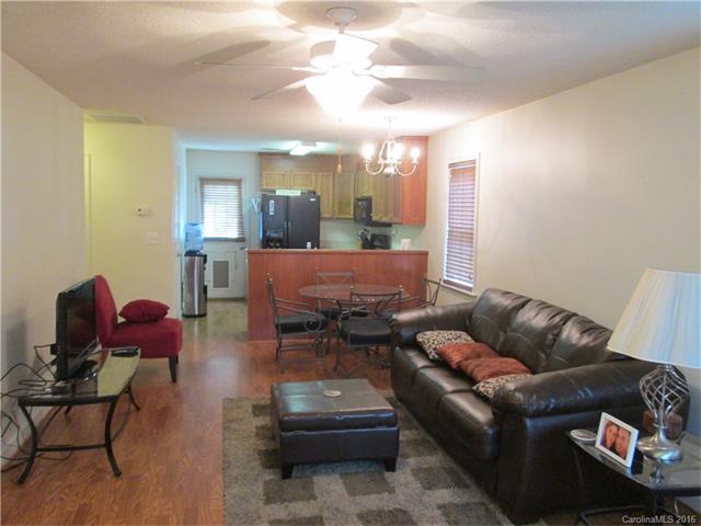 For Sale: 985 Valiant Dr #APT 51 Statesville, NC 28677