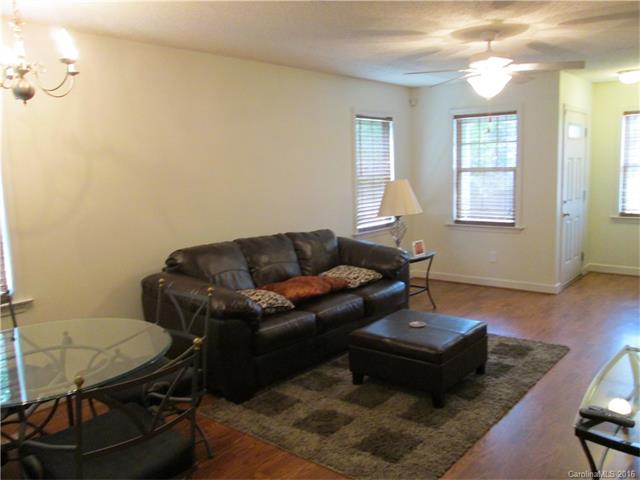 For Sale: 985 Valiant Dr #APT 51 Statesville, NC 28677