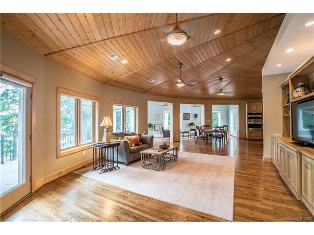 9316 Legrand Dr