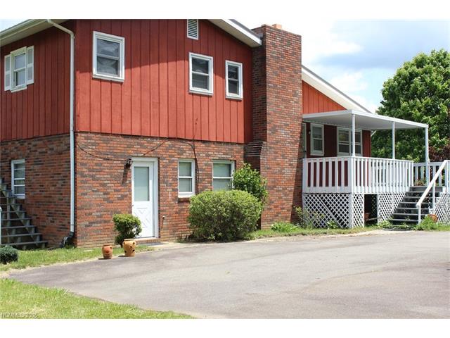For Sale: 100 Summer Breeze Ln Burnsville, NC 28714