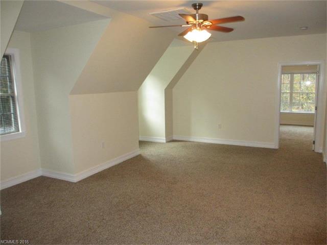 34 Creek Run Rd