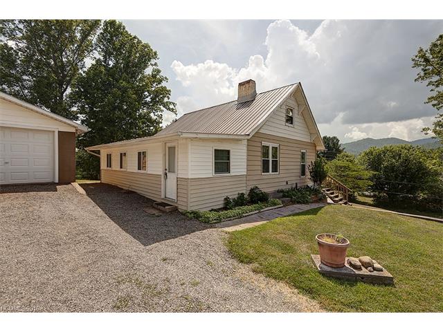 For Sale: 132 Cresent Loop Canton, NC 28716