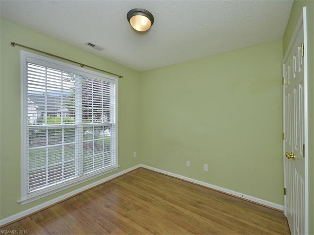 For Sale: 30 S Sunberry Trl Fletcher, NC 28732