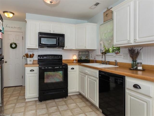 For Sale: 167 Thea Ln #APT 914T Fletcher, NC 28732