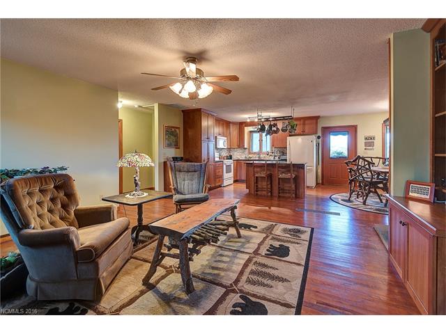 41 Alexander Hts