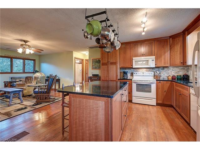 41 Alexander Hts