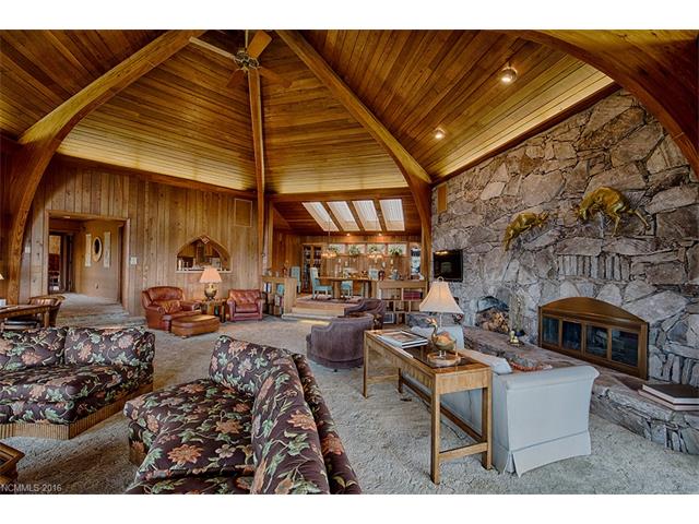 194 Loveland Dr