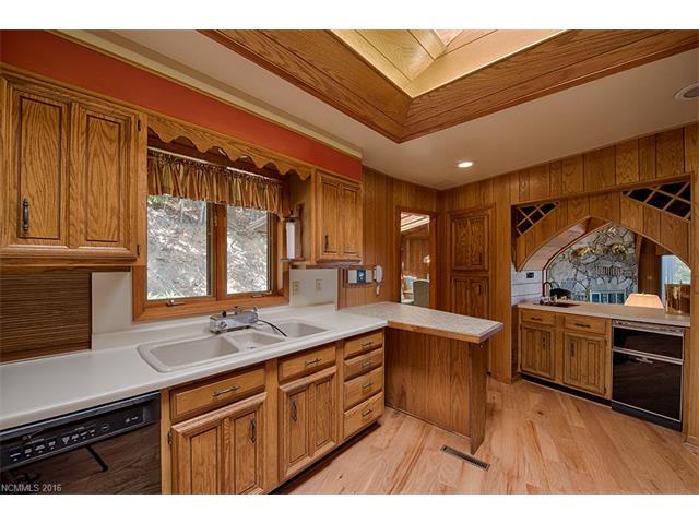 194 Loveland Dr