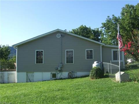 125 Mount Allen Hts