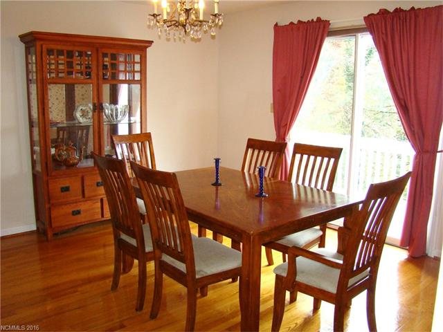 For Sale: 17 Oakland St #APT 1 Weaverville, NC 28787