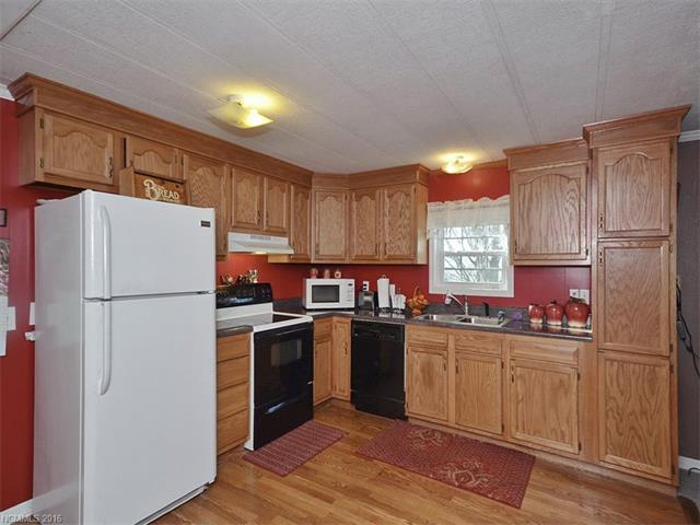 For Sale: 32 Parker Rd Weaverville, NC 28787